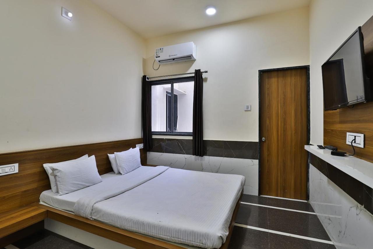 Spot On 37366 Hotel Mahalaxmi Dwārka Exterior foto